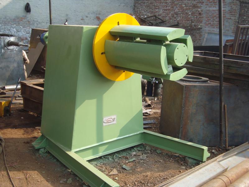 UN-COILER MANDRIL TYPE